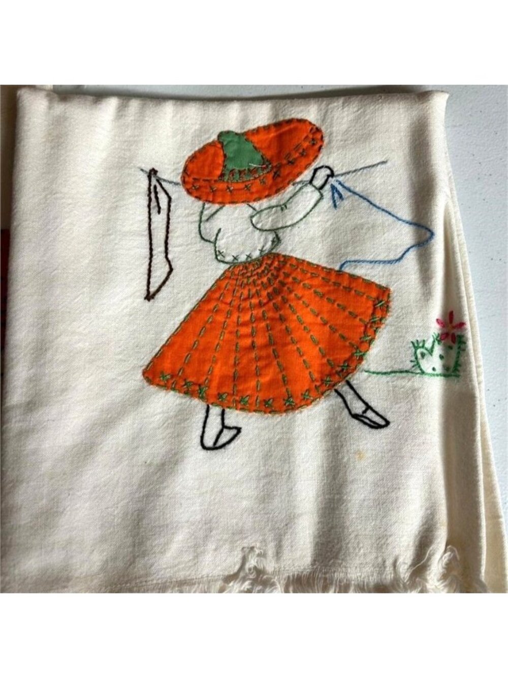 Vintage Hand Embroidered Señorita Kitchen Towels Set of 5 - Picture 6 of 6
